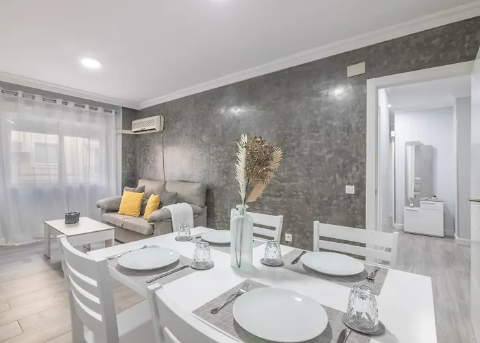 Grey House Huelva